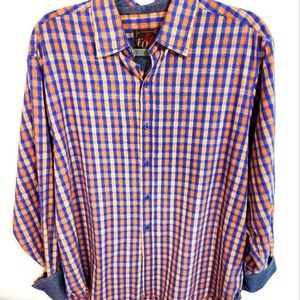 Mens EQ casual/dress shirt. Size medium